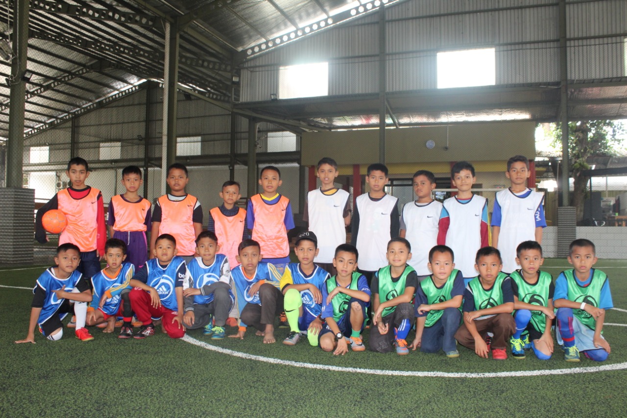 Lapangan dan Fasilitas Olahraga